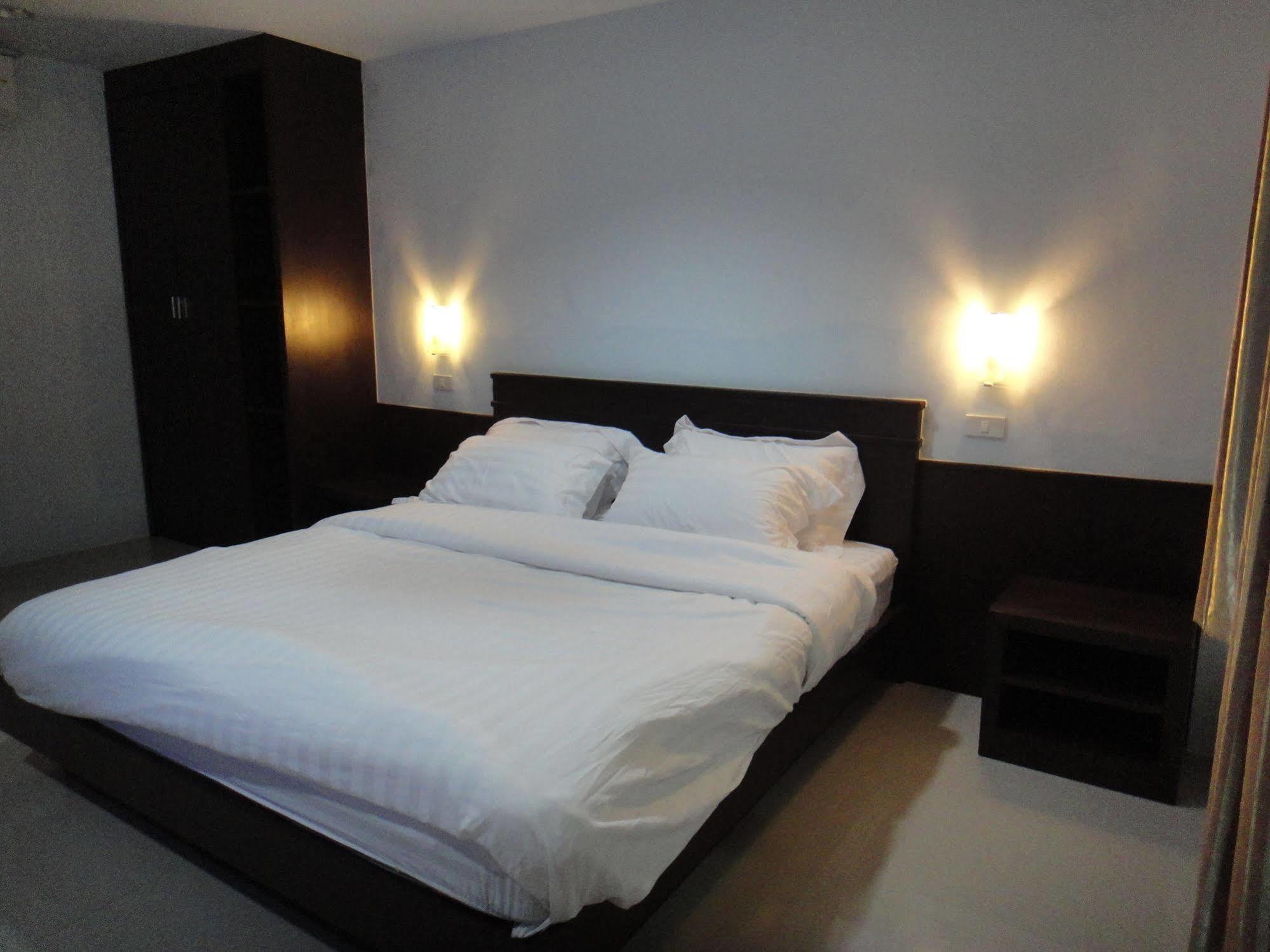 Prajak Inn Udon Thani Eksteriør billede