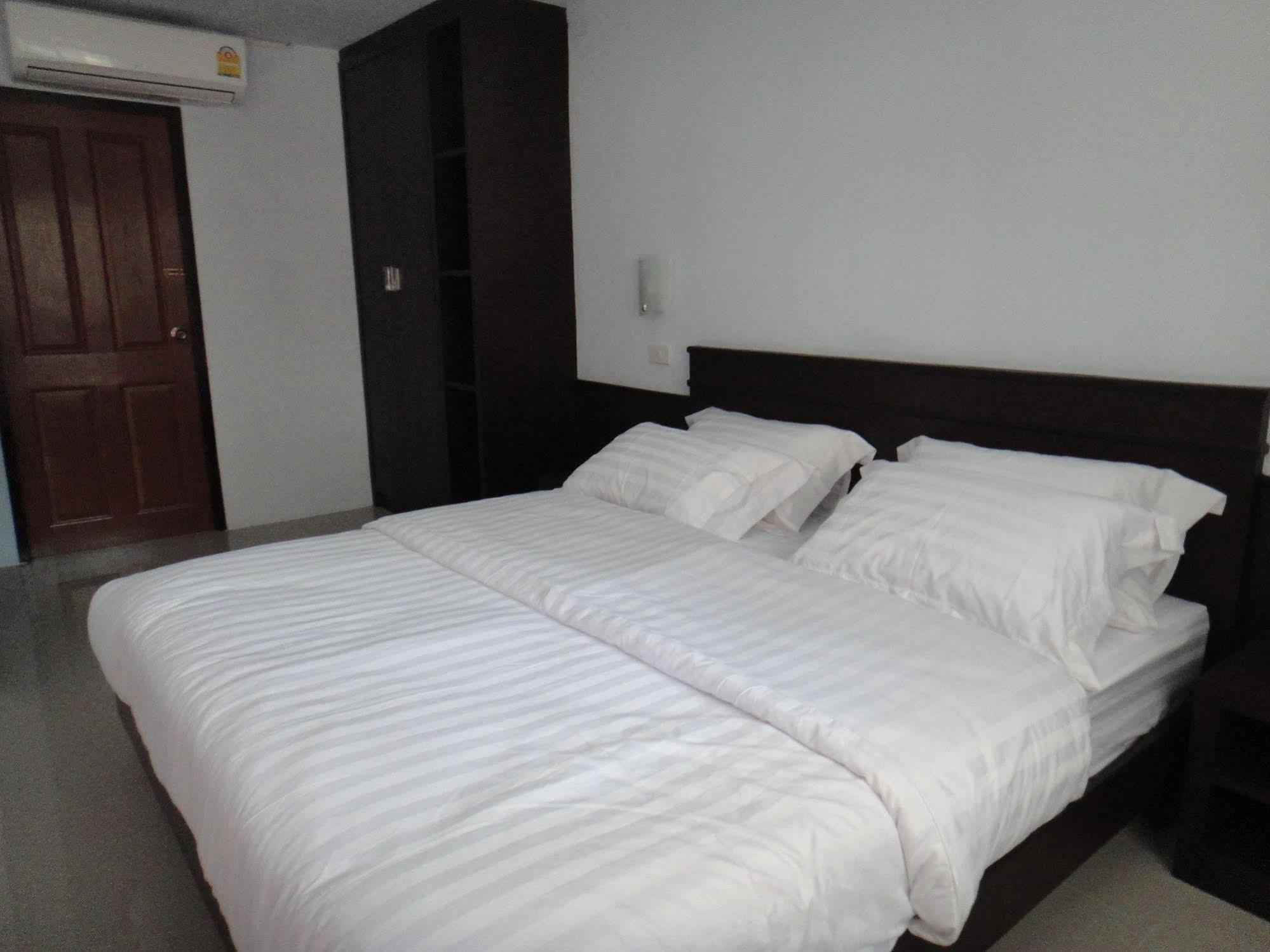 Prajak Inn Udon Thani Eksteriør billede