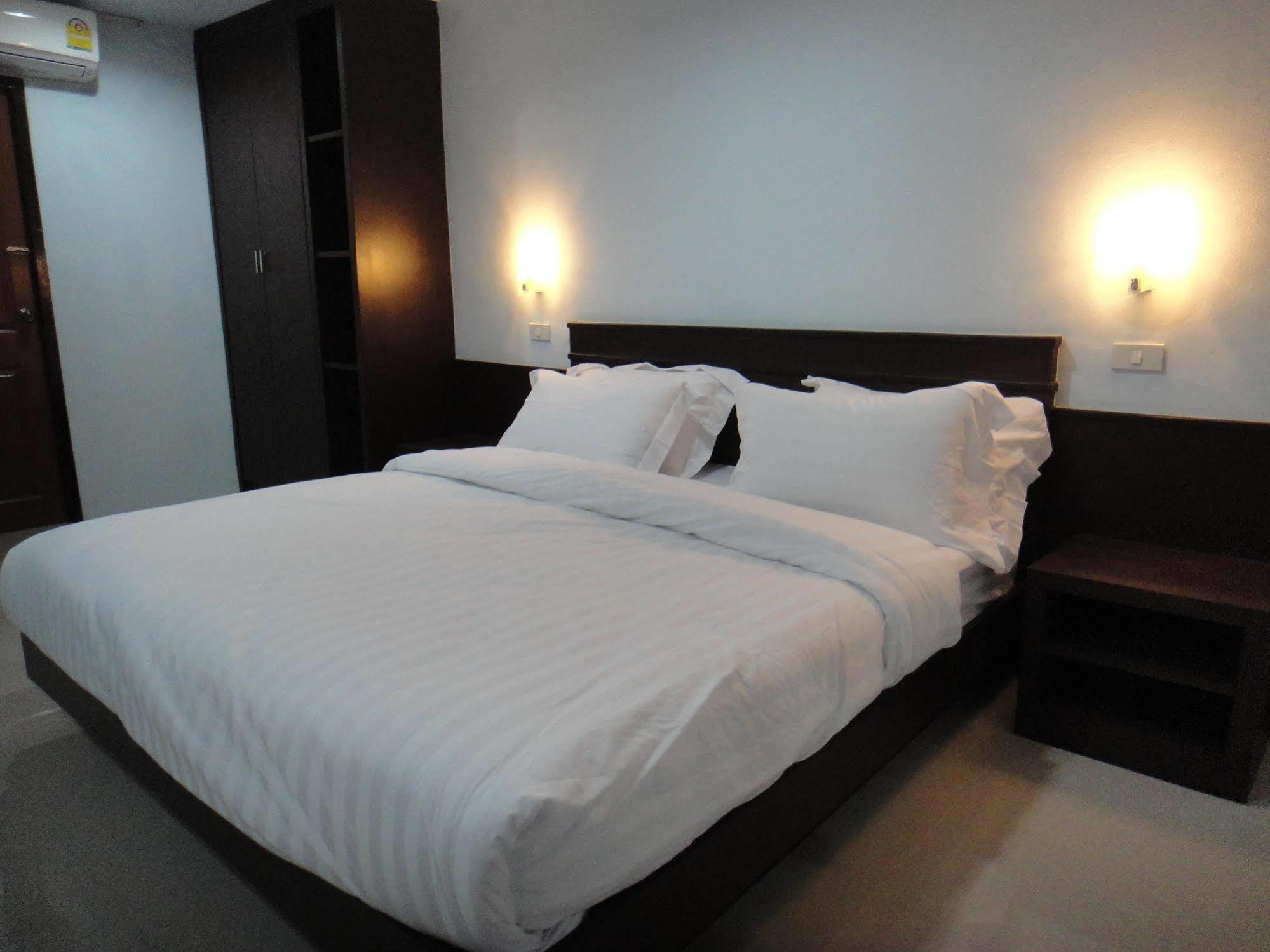 Prajak Inn Udon Thani Eksteriør billede