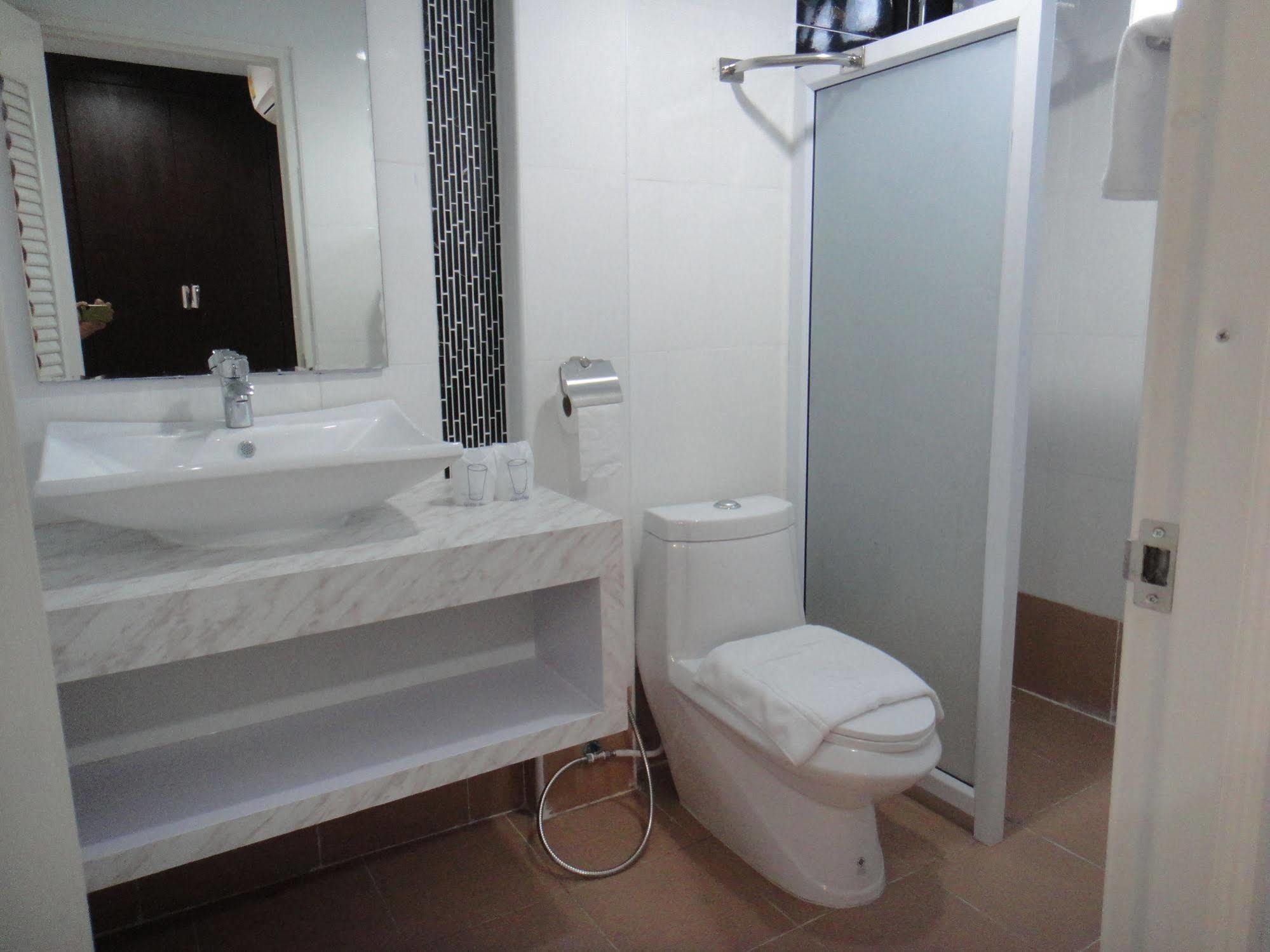 Prajak Inn Udon Thani Eksteriør billede