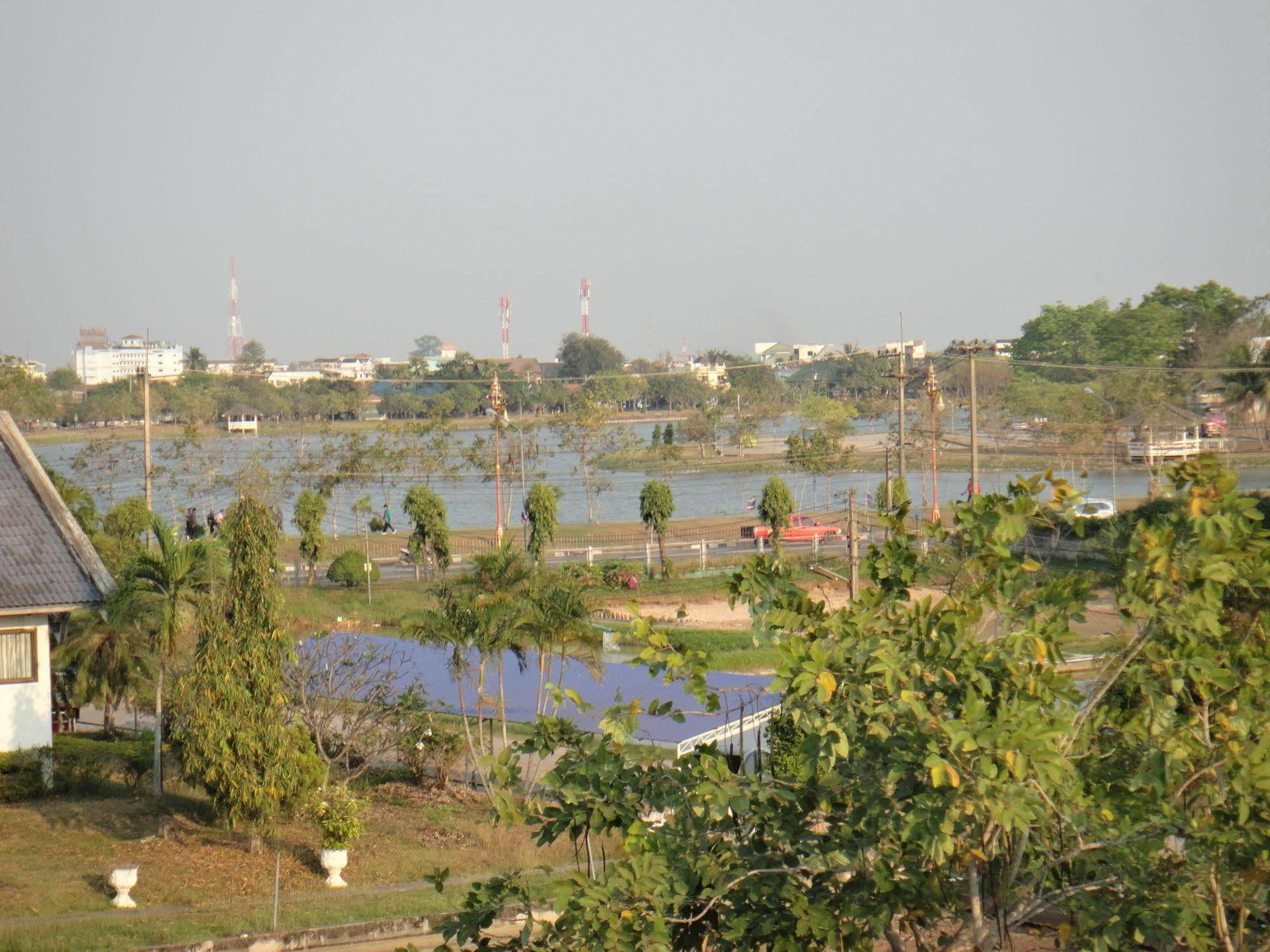 Prajak Inn Udon Thani Eksteriør billede
